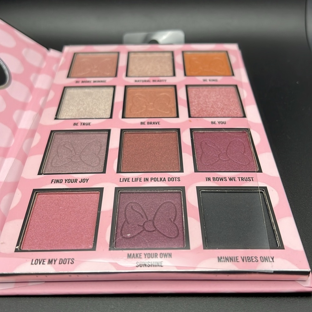 PRICE IS FIRM - Disney Minnie Mouse Eyeshadow Palette - Picture 2 of 5